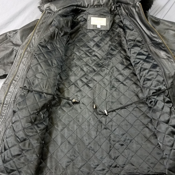 Coft & Barrow black leather winter jacket with removable faux fur trimmed hood. - Picture 10 of 13